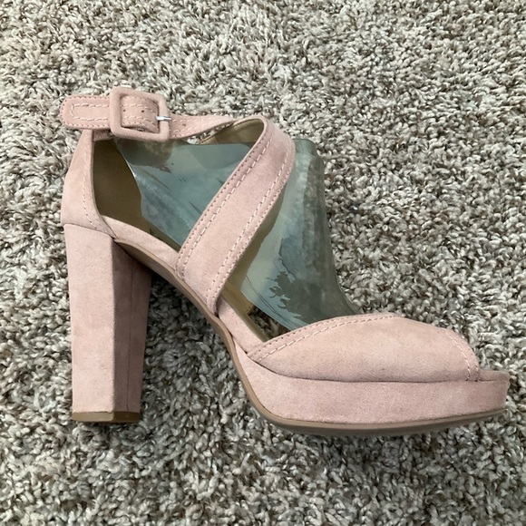 Chinese Laundry Heeled Suede Sandals Size 9.5 - Picture 3 of 10